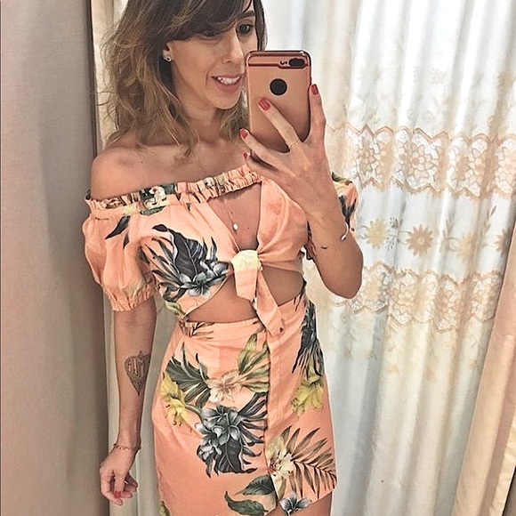 Farm Rio Dress - Picture 1 of 5